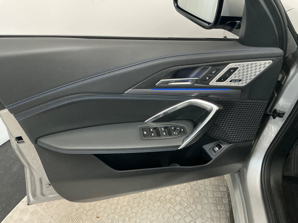 BMW iX1 xDrive30 Fully Charged M-Sport 5d