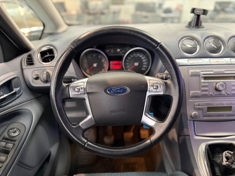 Ford S-MAX 2,0 Titanium 5d