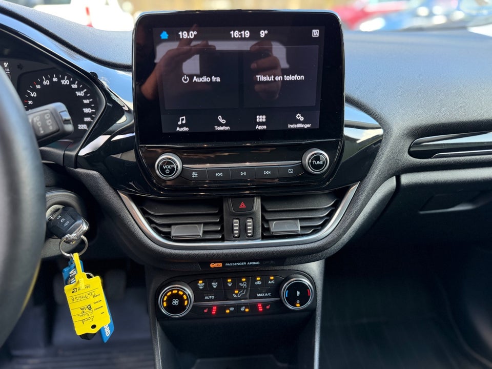 Ford Fiesta 1,0 EcoBoost mHEV Titanium 5d