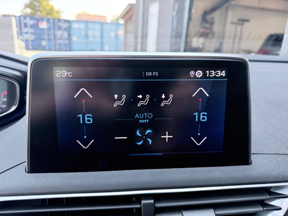 Peugeot 5008 1,5 BlueHDi 130 Active EAT8 7prs 5d