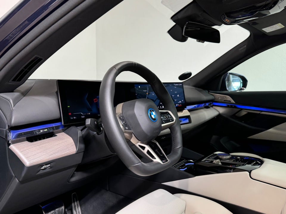 BMW i5 eDrive40 M-Sport Pro 4d