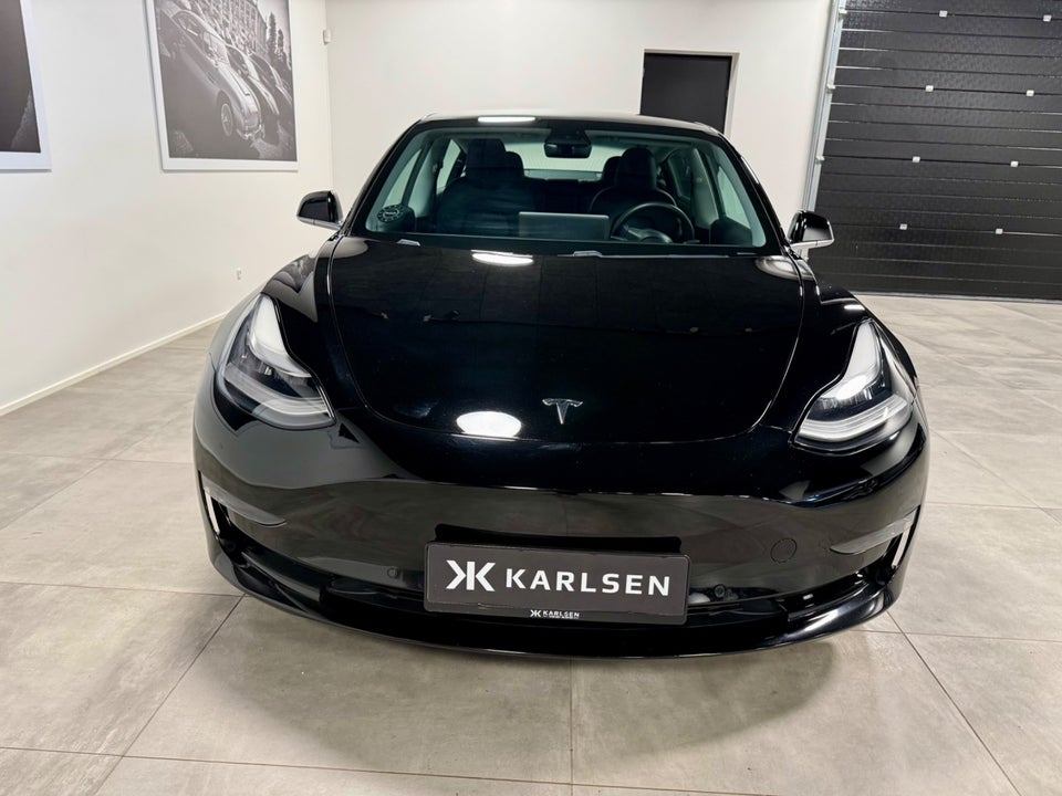 Tesla Model 3 Long Range AWD 4d