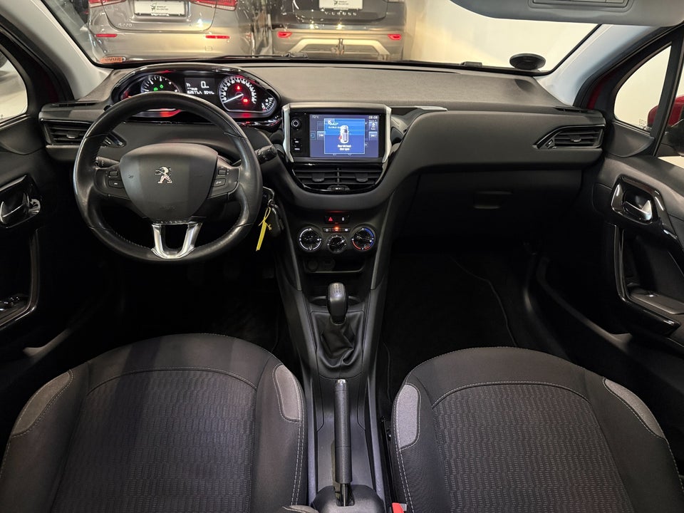 Peugeot 208 1,6 BlueHDi 100 Envy Sky 5d