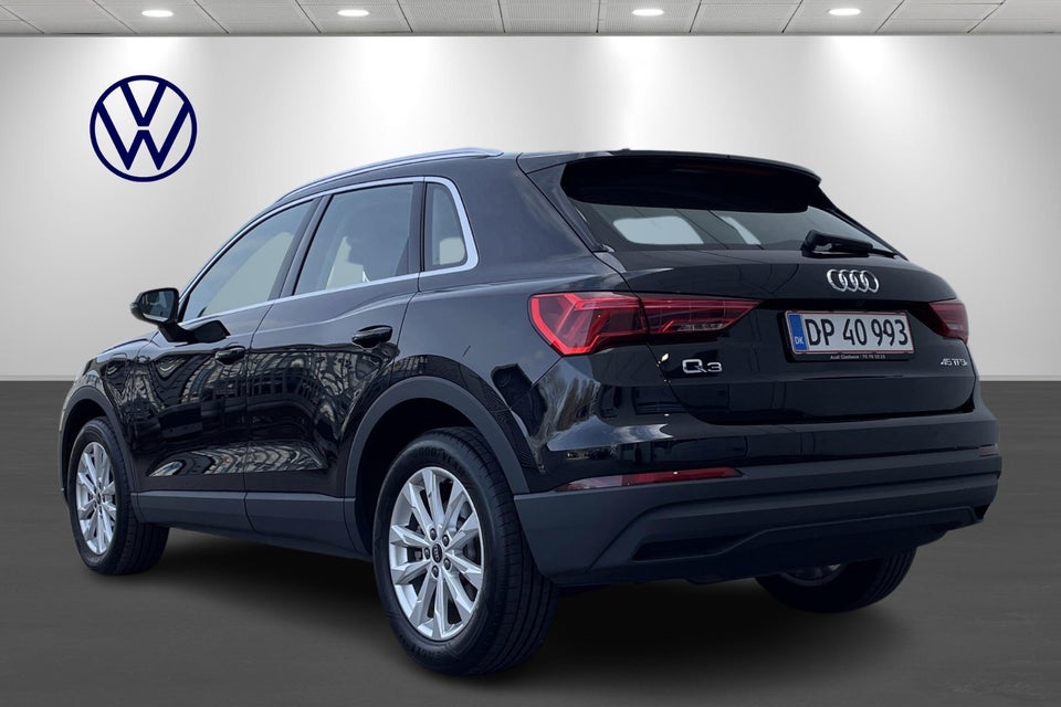 Audi Q3 45 TFSi e Attitude+ S-tr. 5d