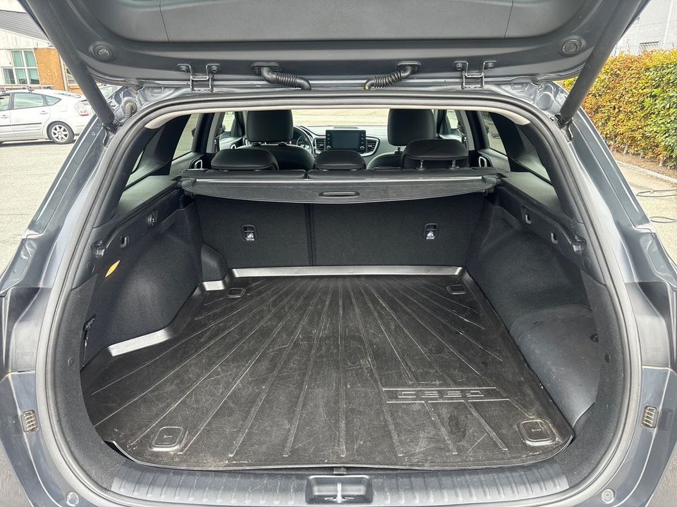 Kia Ceed 1,6 PHEV Upgrade SW DCT 5d