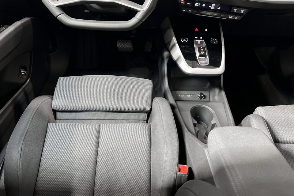 Audi Q4 e-tron 45 Progress 5d