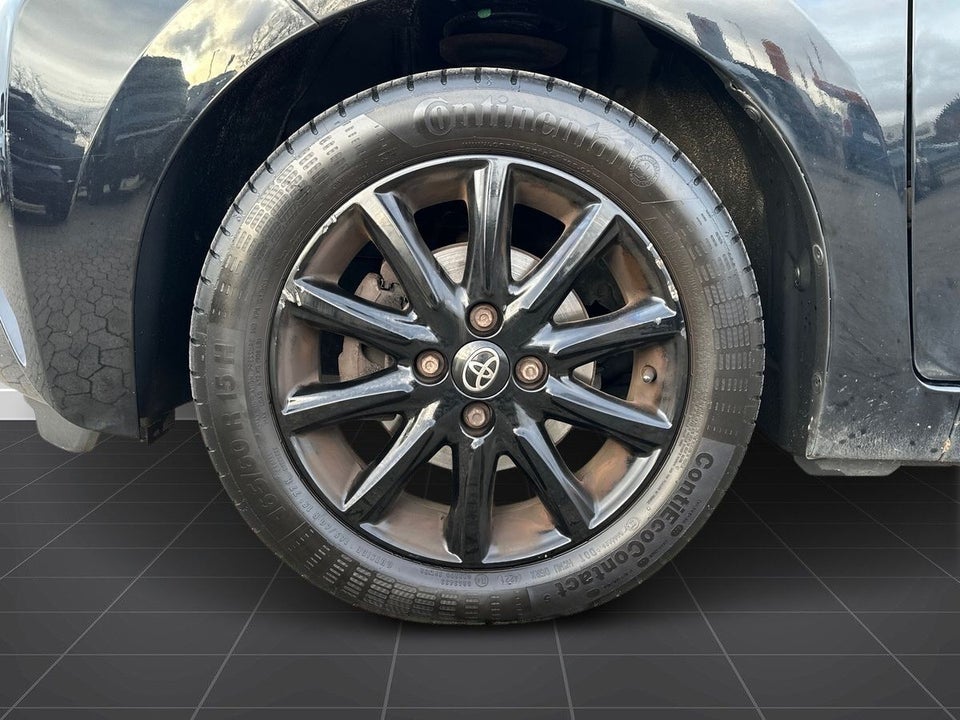 Toyota Aygo 1,0 VVT-i x-play x-touch 5d