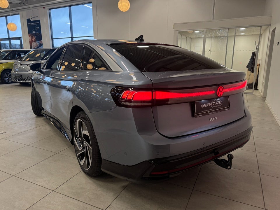 VW ID.7 77 Style 5d