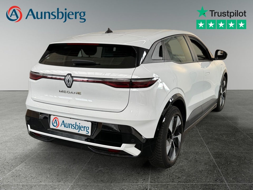 Renault Megane E-Tech 40 Equilibre 5d