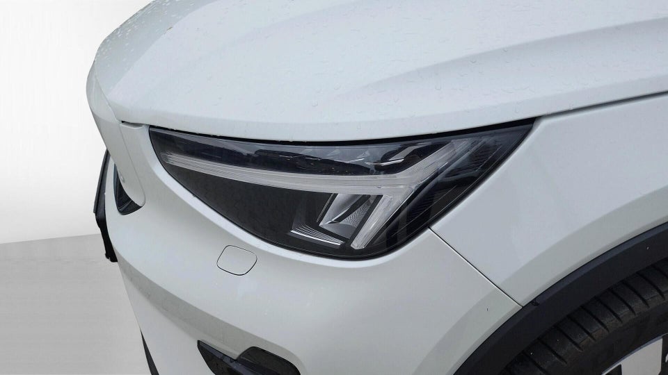 Volvo EX40 Extended Range Plus 5d