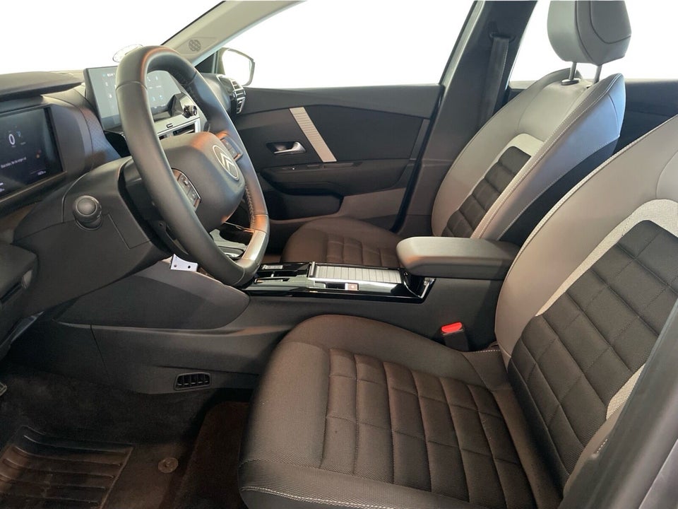 Citroën ë-C4 50 Plus 5d