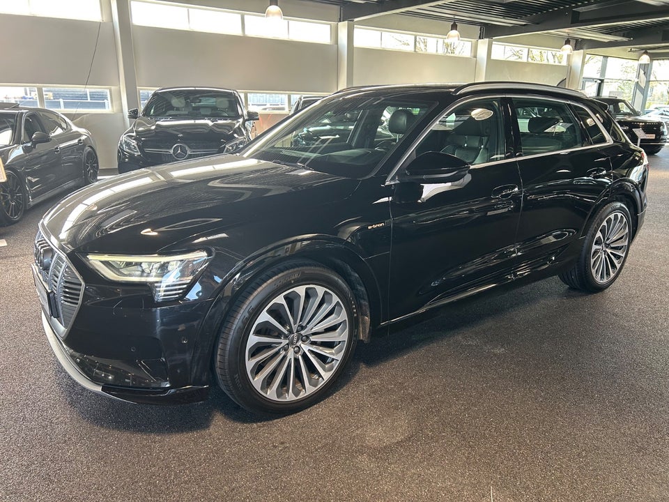 Audi e-tron 55 S-line quattro 5d