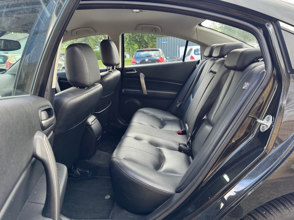 Mazda 6 2,0 Advance 4d