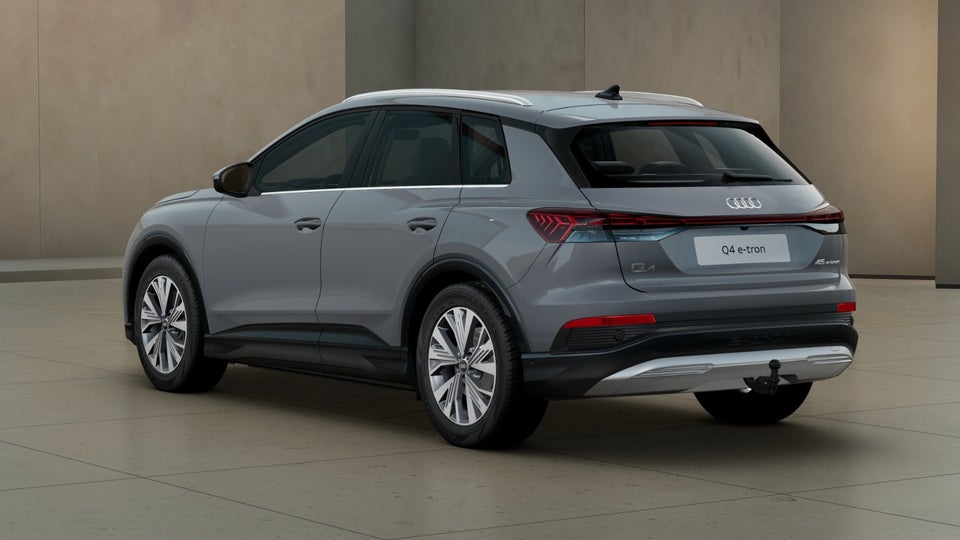 Audi Q4 e-tron 45 Progress 5d