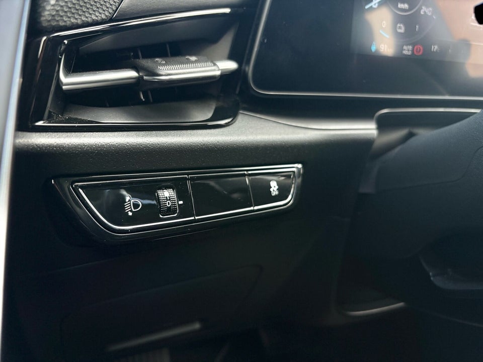 Kia Niro 64 EV Access Plus 5d