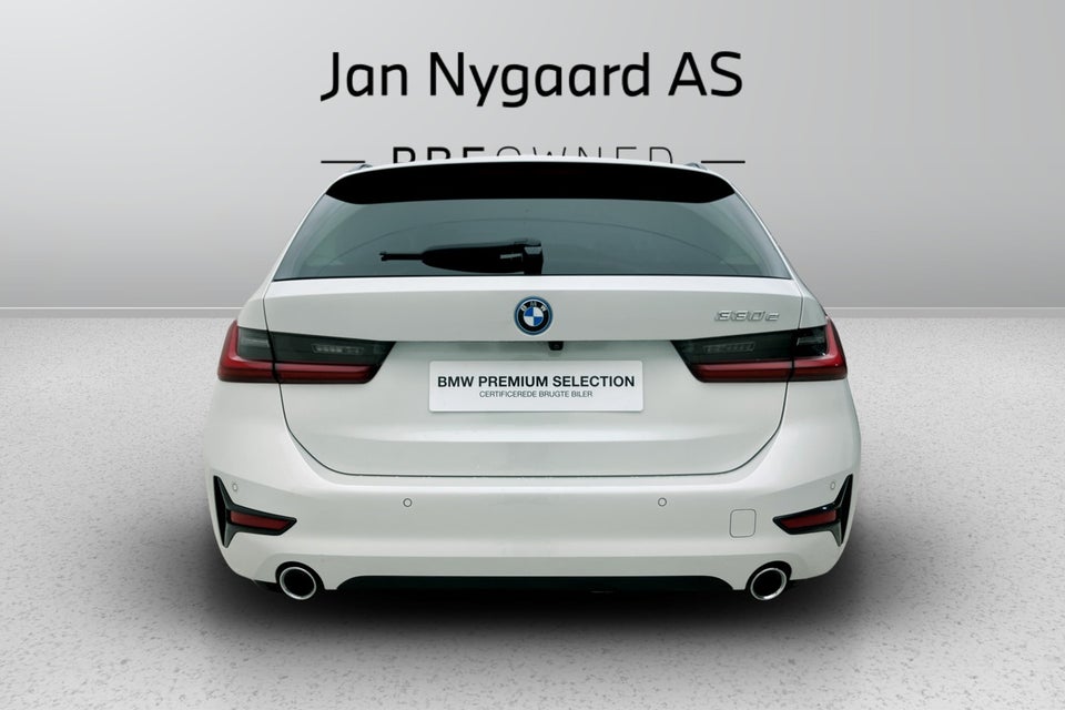 BMW 330e 2,0 Touring Sport Line aut. 5d