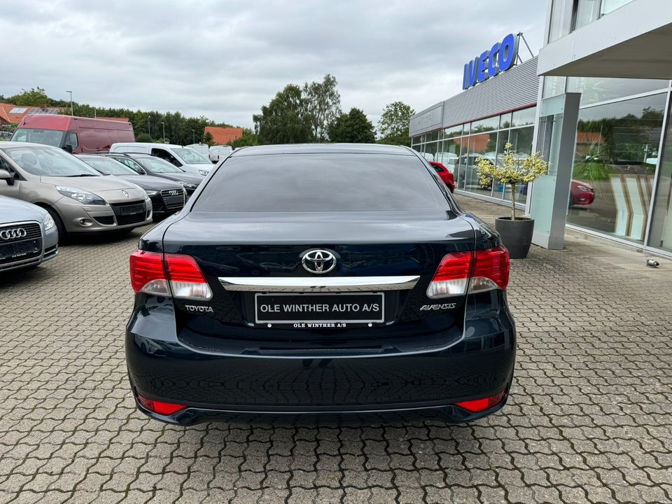 Toyota Avensis 2,0 D-4D T3 4d