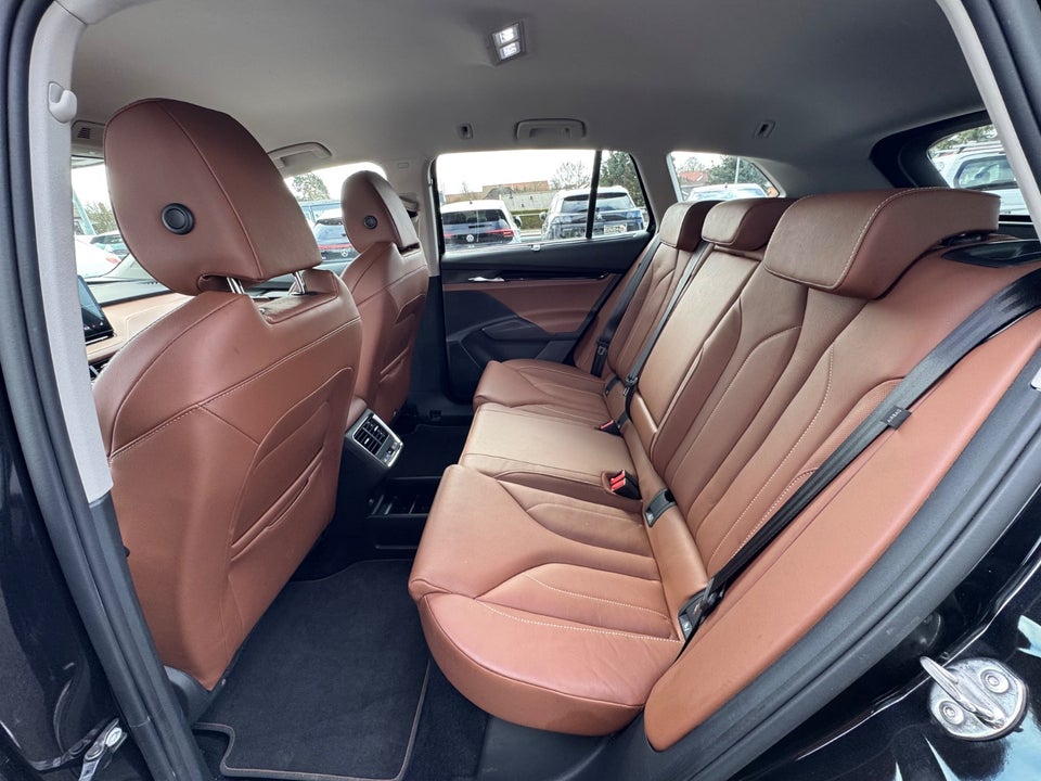 Skoda Enyaq 80 iV ecoSuite 5d