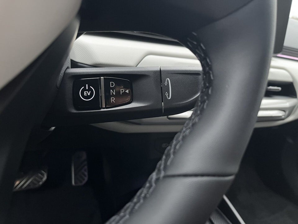 Kia EV4 81 Long Range Upgrade Fastback 4d