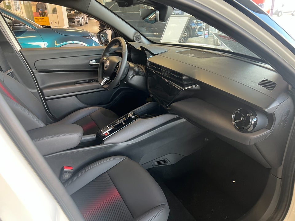 Alfa Romeo Junior Elettrica Speciale 5d