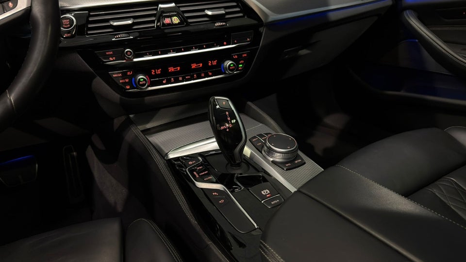 BMW 530d 3,0 Touring M-Sport xDrive aut. 5d