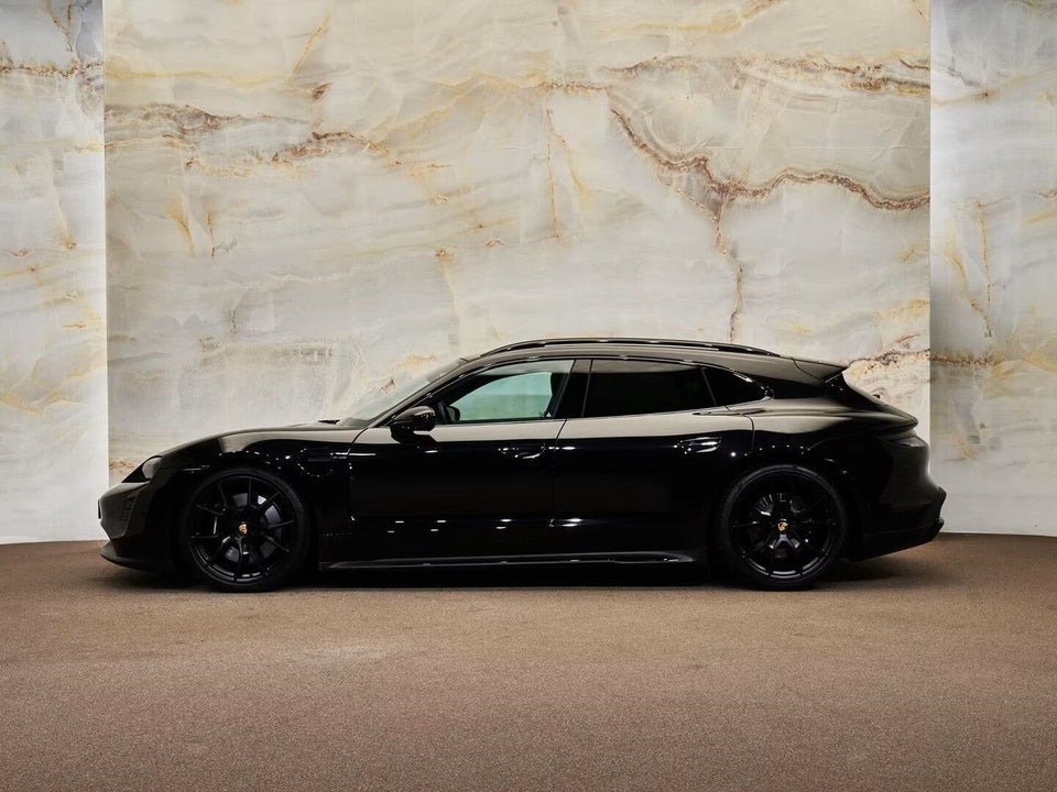 Porsche Taycan GTS Performance+ Sport Turismo 5d