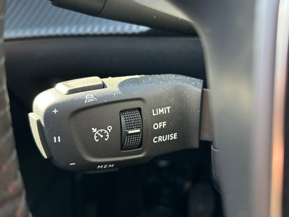 Peugeot 208 1,2 PureTech 100 Allure+ 5d