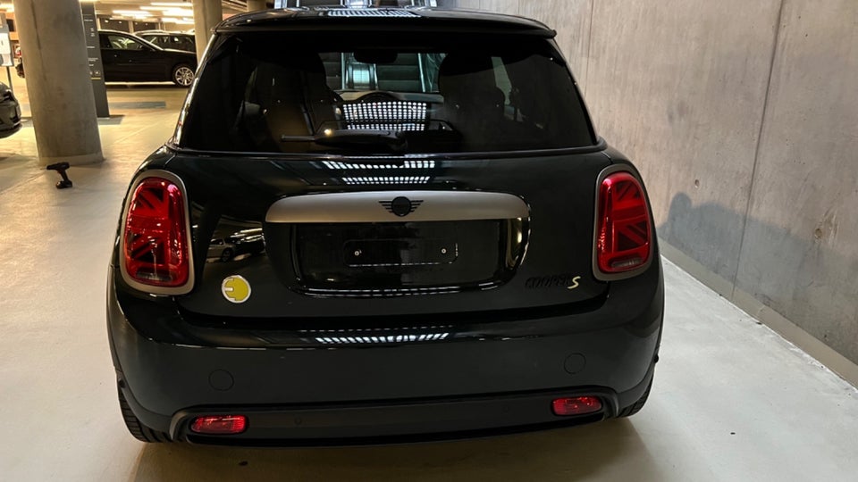 MINI Cooper SE Resolute Edition 3d