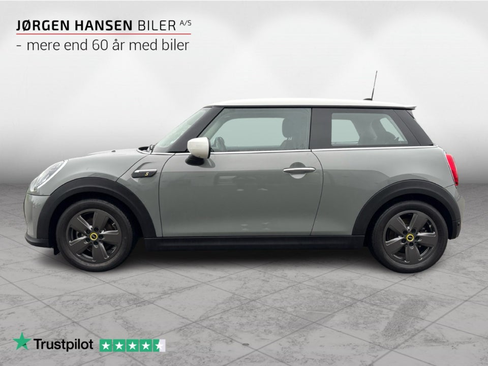 MINI Cooper SE Essential 3d