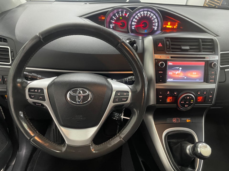 Toyota Verso 1,6 D-4D T2 Skyview 7prs 5d