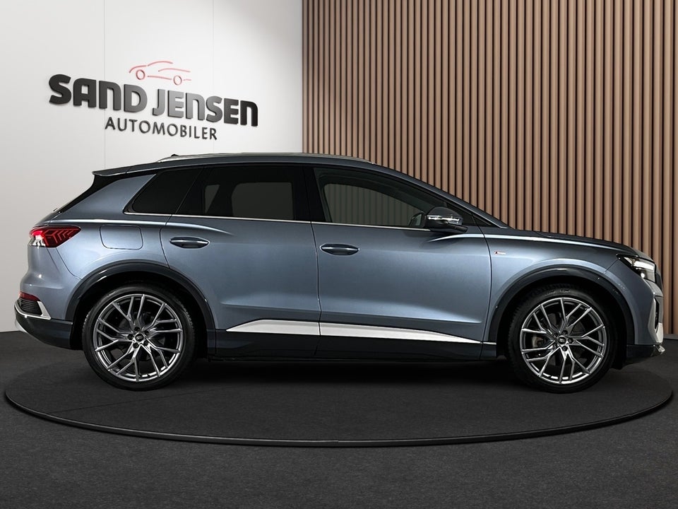 Audi Q4 e-tron 50 S-line quattro 5d
