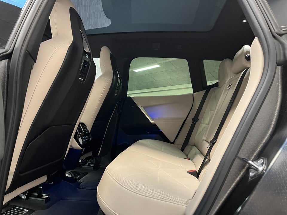 BMW iX xDrive50 Sport 5d