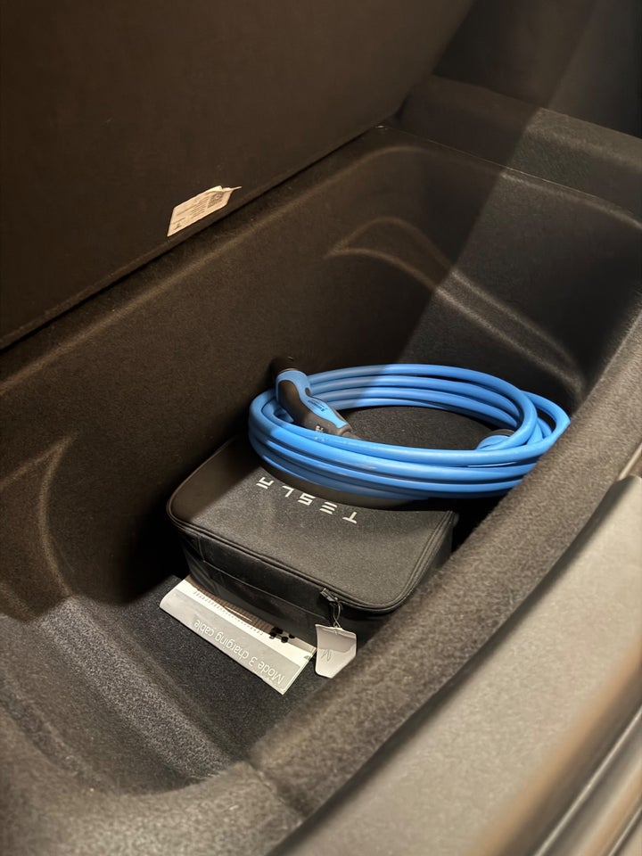 Tesla Model Y RWD 5d