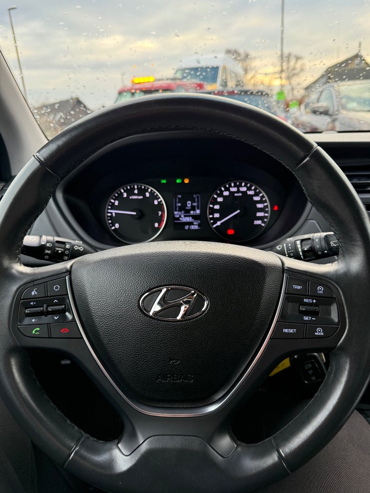 Hyundai i20 1,0 T-GDi Life 5d