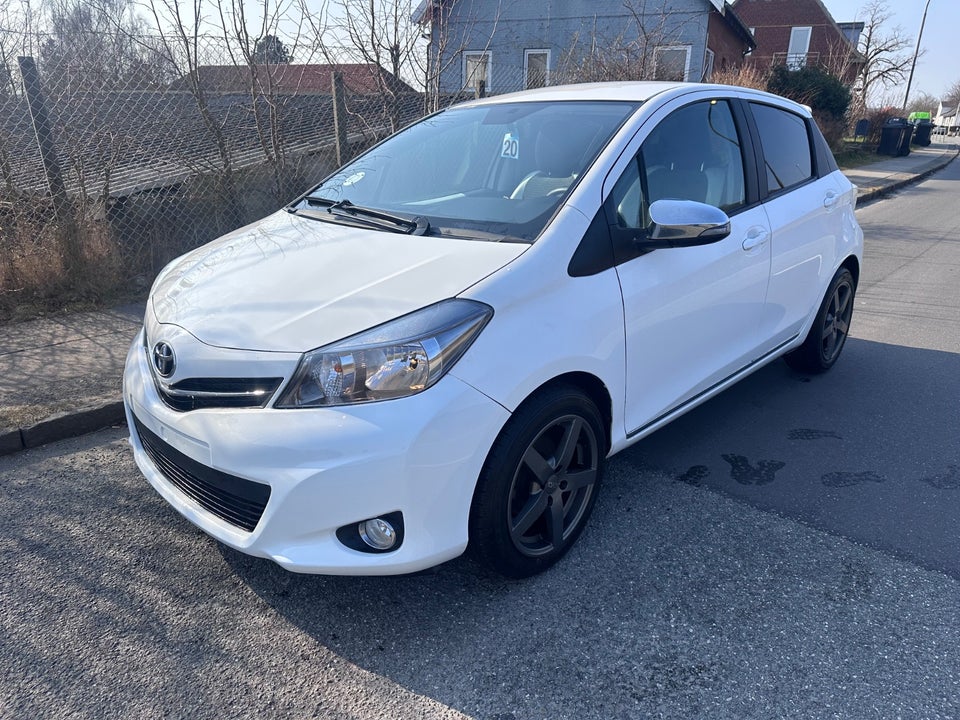 Toyota Yaris 1,3 VVT-i T2 Touch 5d