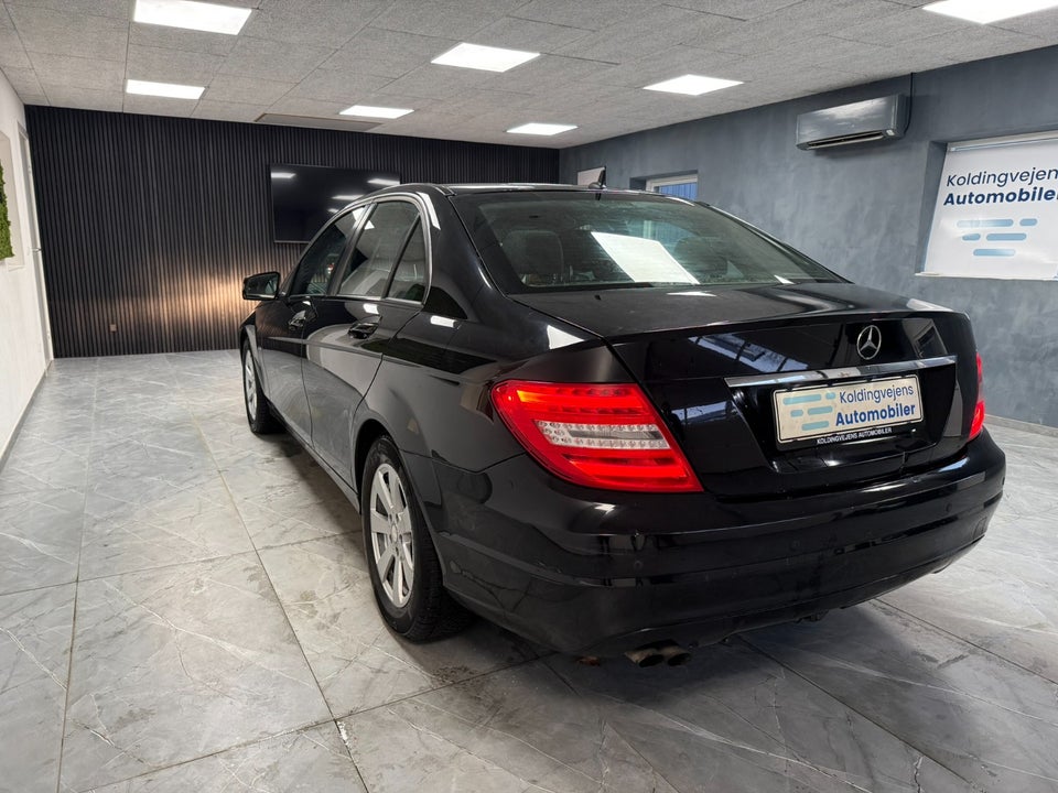 Mercedes C180 1,6 aut. BE 4d