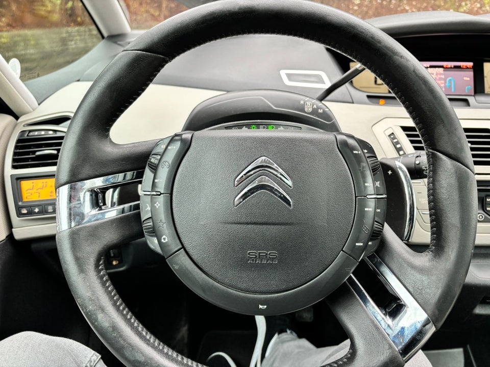 Citroën Grand C4 Picasso 1,6 HDi 110 Exclusive E6G 7prs 5d