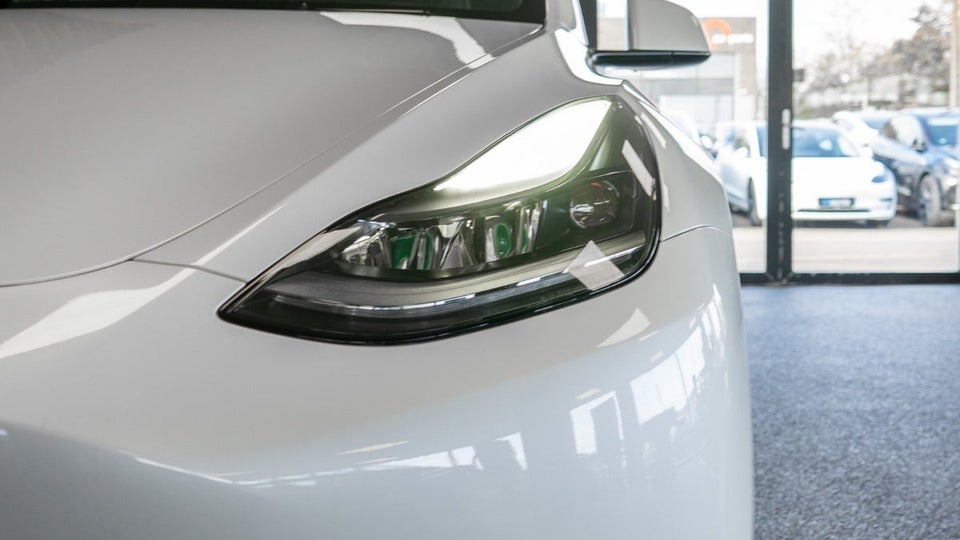 Tesla Model Y Long Range RWD 5d