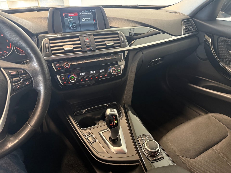 BMW 320d 2,0 Touring Advantage aut. 5d