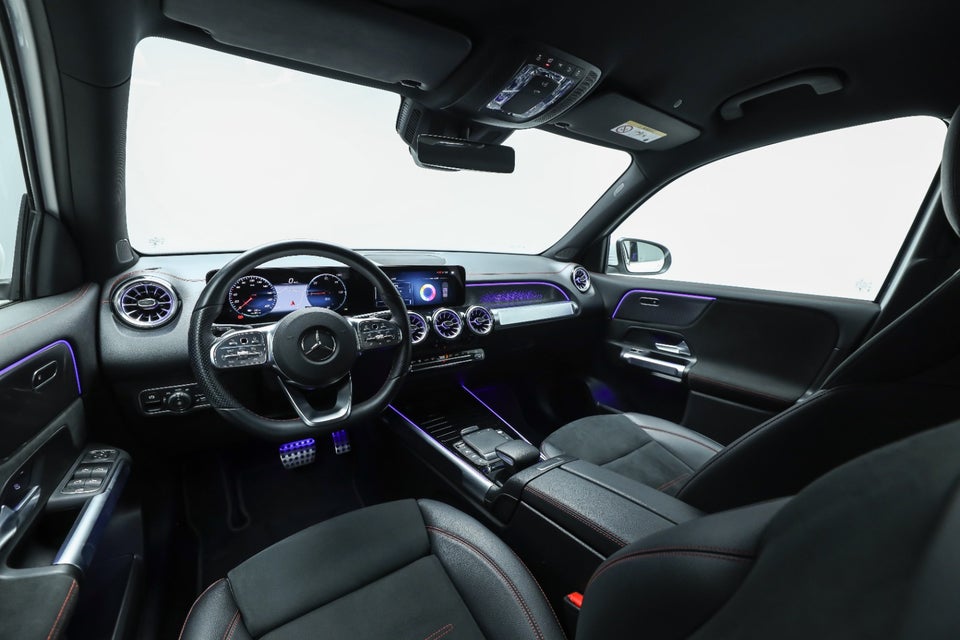 Mercedes EQB250 AMG Line 5d