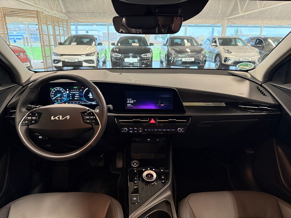 Kia Niro 64 EV Upgrade 5d