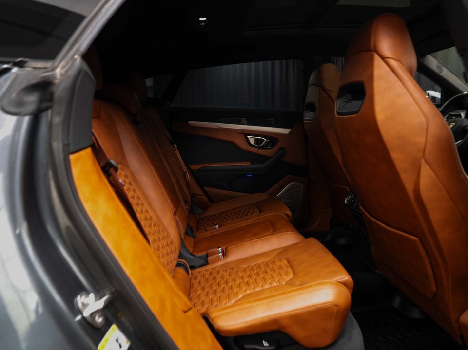 Lamborghini Urus 4,0  5d
