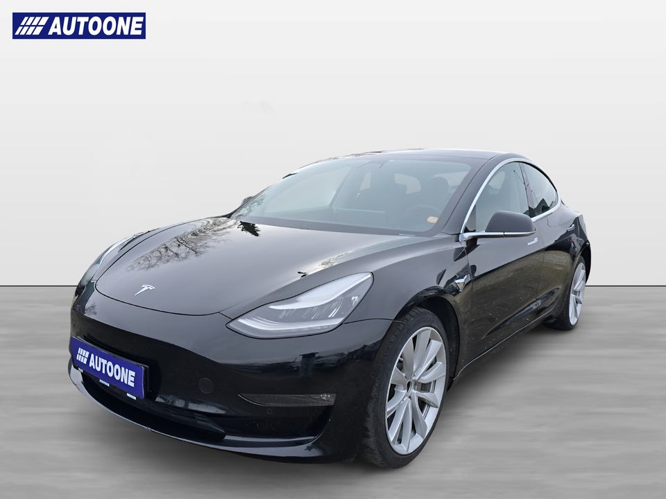 Tesla Model 3 Long Range AWD 4d