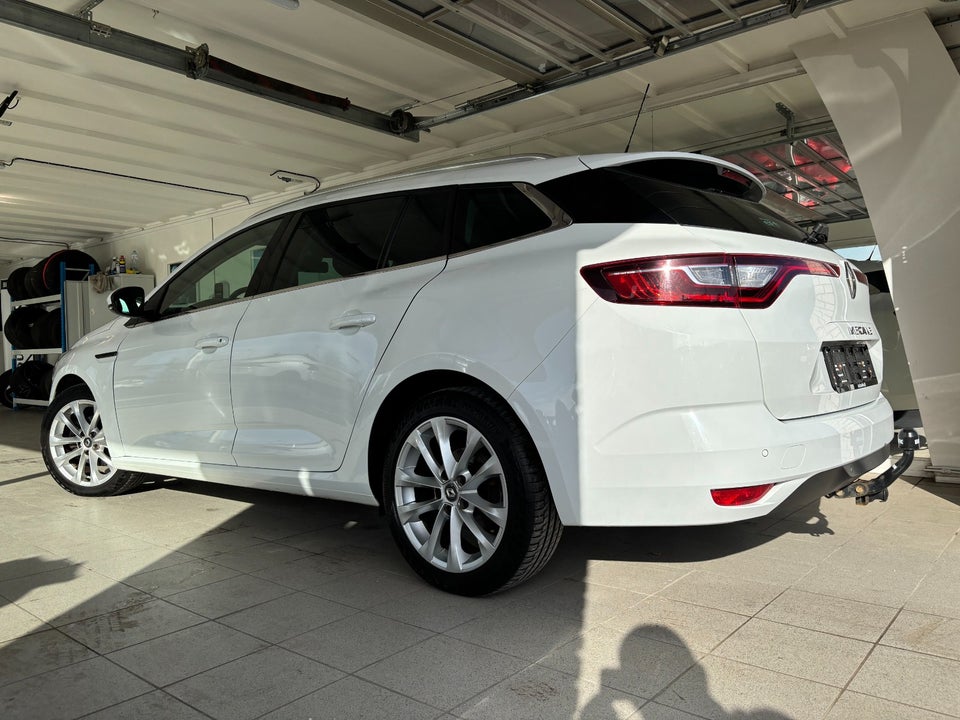 Renault Megane IV 1,2 TCe 100 Zen Sport Tourer 5d