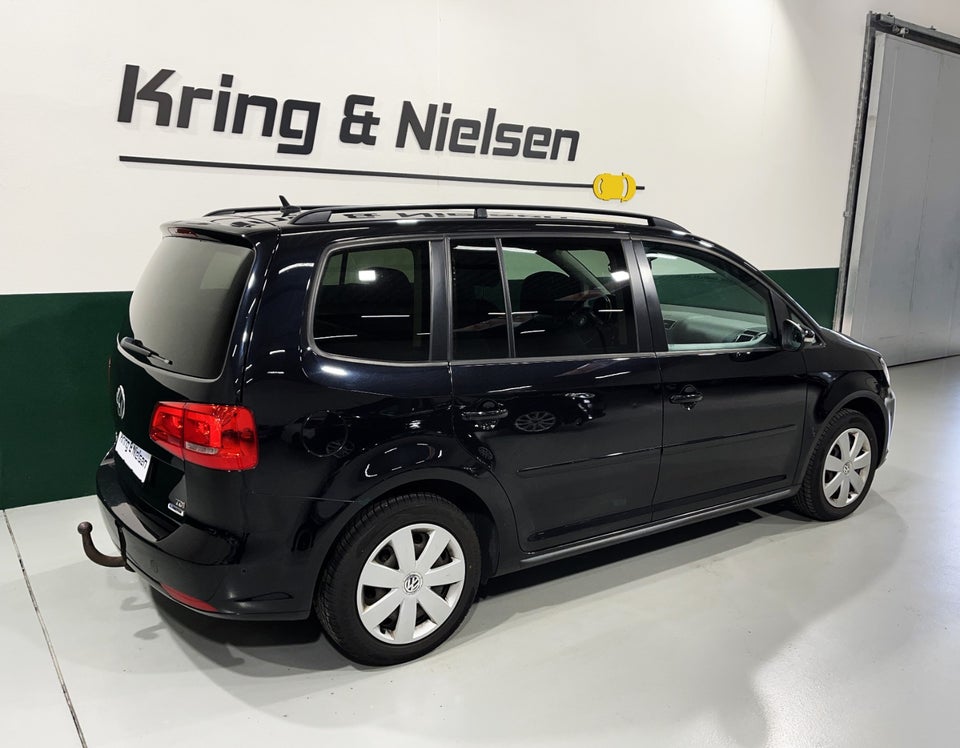 VW Touran 1,6 TDi 105 Comfortline 7prs 5d