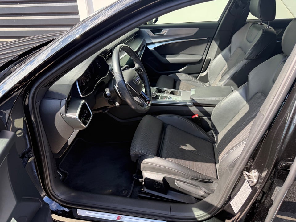 Audi A6 45 TFSi Avant S-tr. 5d
