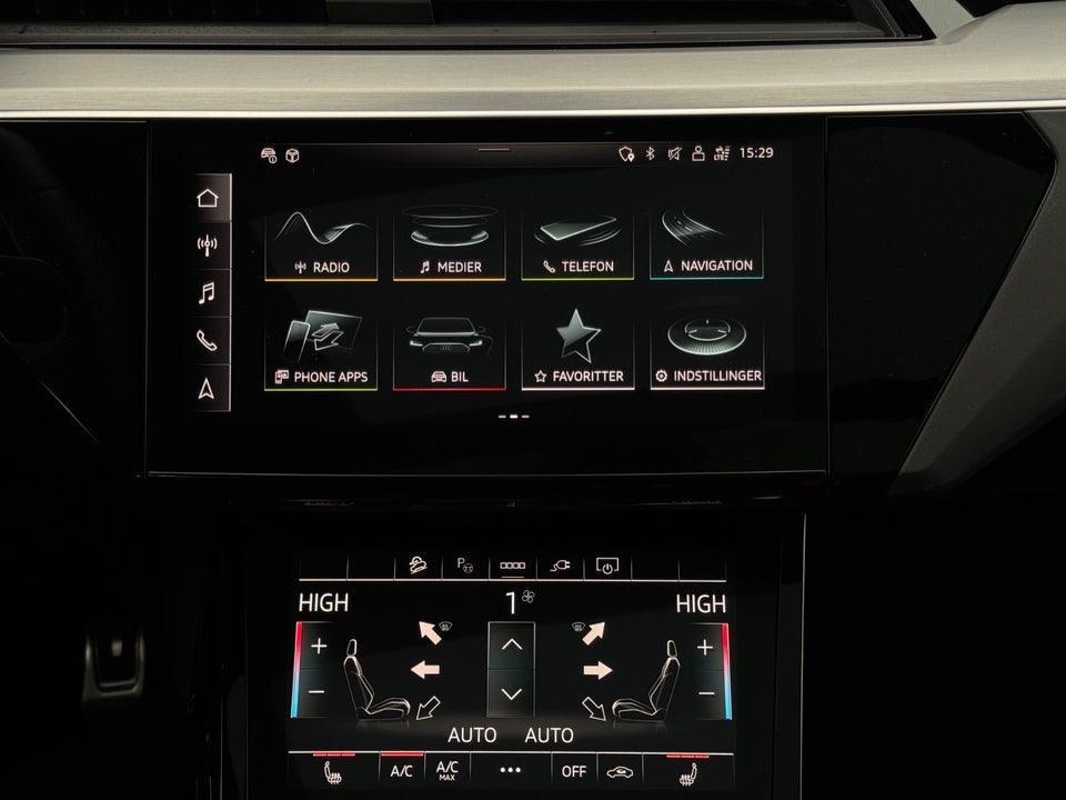 Audi Q8 e-tron 55 S-line Sportback quattro 5d