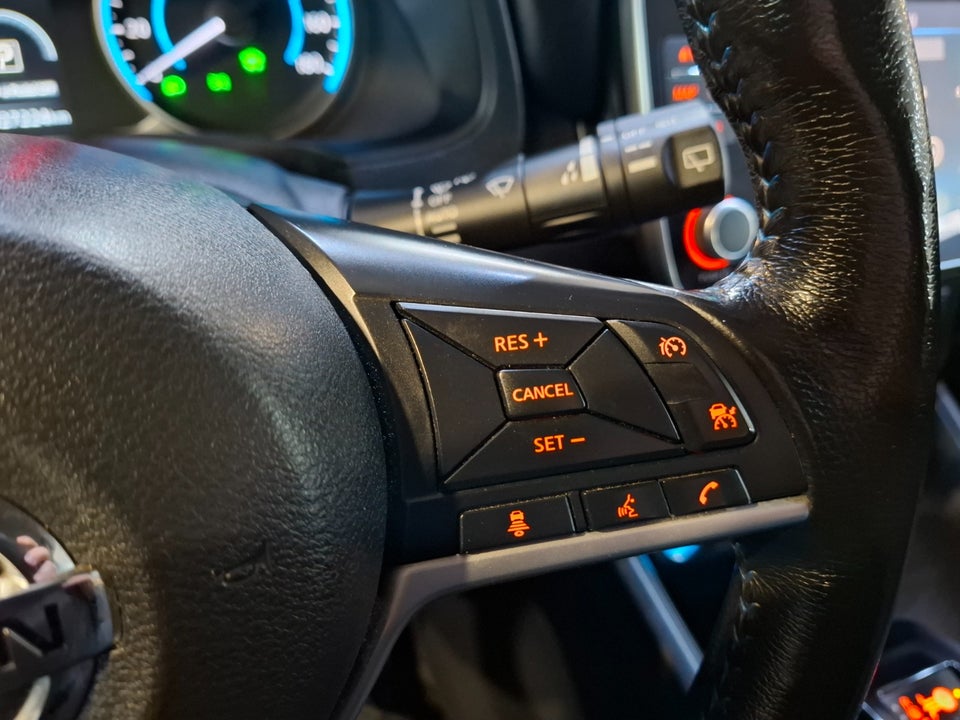 Nissan Leaf 40 N-Connecta 5d