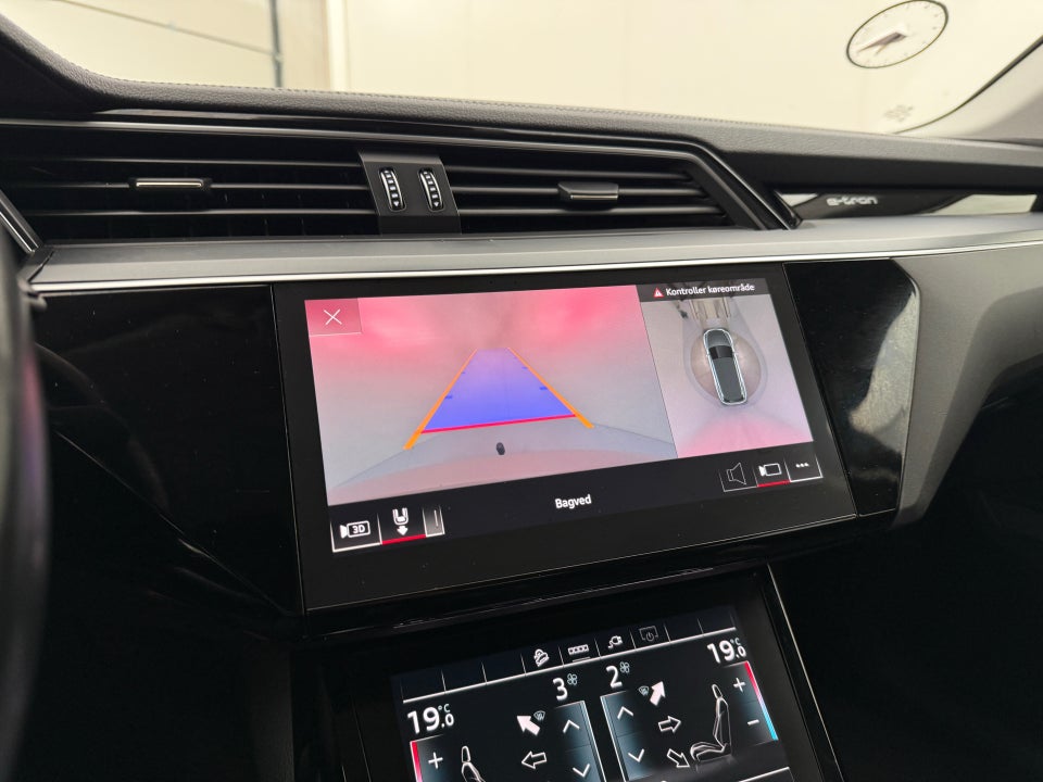 Audi e-tron 50 S-line Prestige quattro 5d