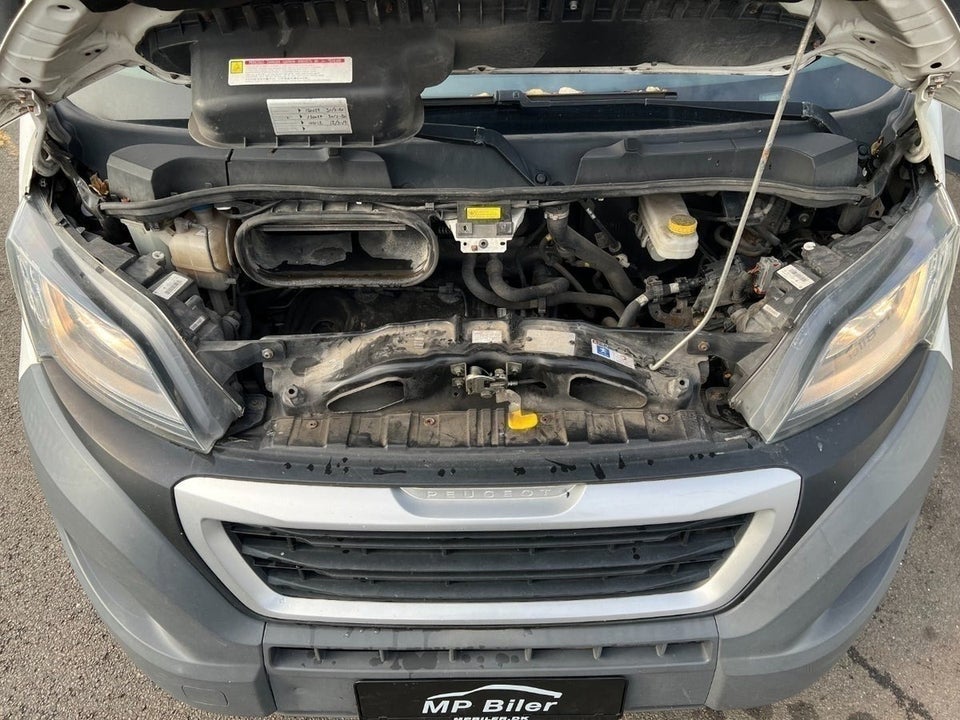 Peugeot Boxer 335 2,0 BlueHDi 130 L2H2